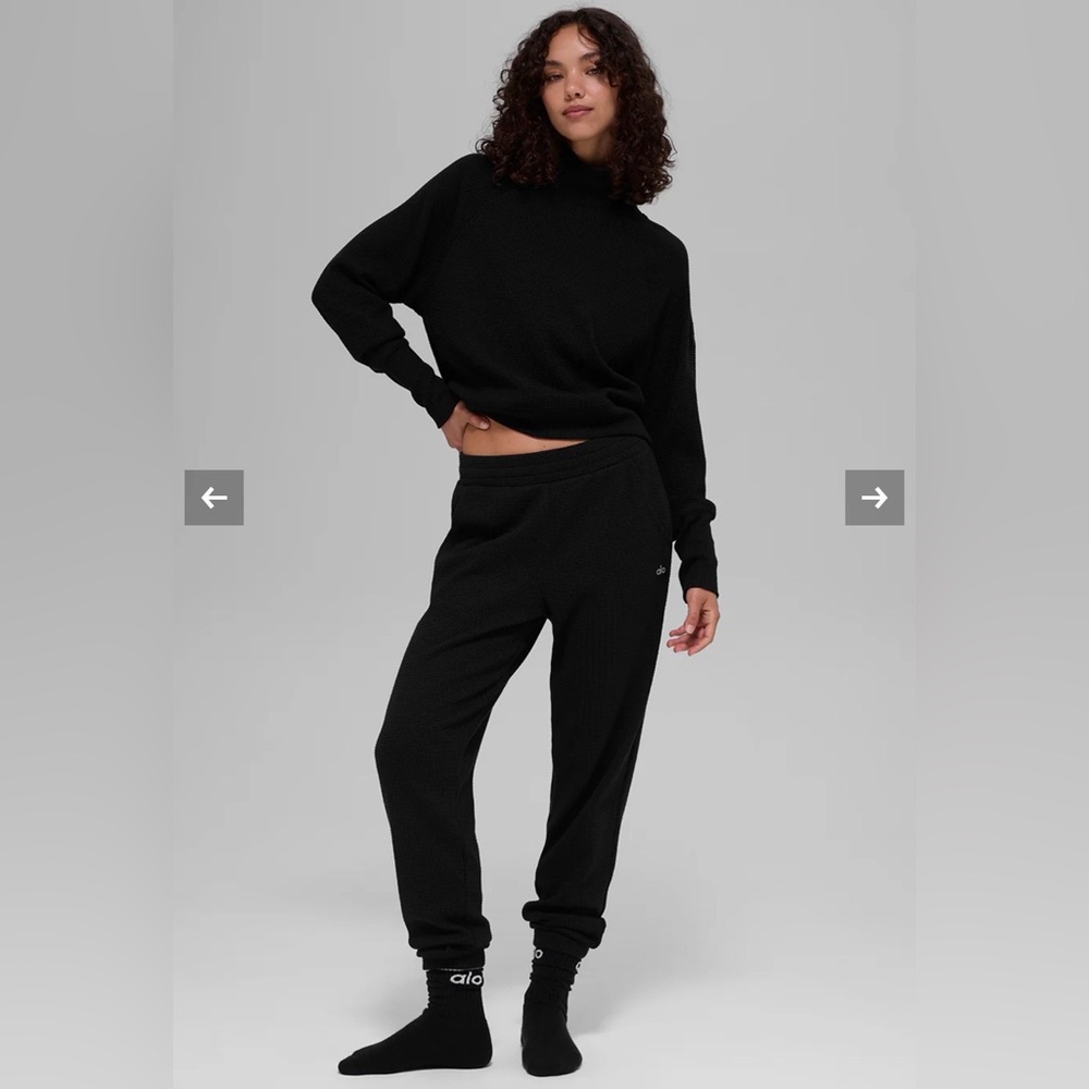 ALO Yoga Waffle Weekend Escape Mock Neck Set